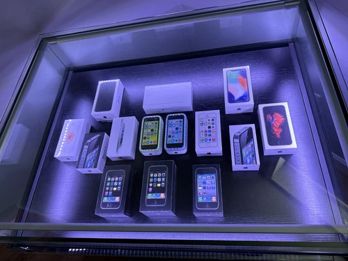 RARE APPLE IPHONE 1st Gen 2G 16GB SEALED - LARGEST NEW VINTAGE COLLECTION