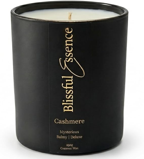 Vanilla Cashmere, Caramel Scented Candle - 580g. Natural & Vegan| Strong, Long Lasting Clean Burning Scent, Handmade Luxury Candle Gift