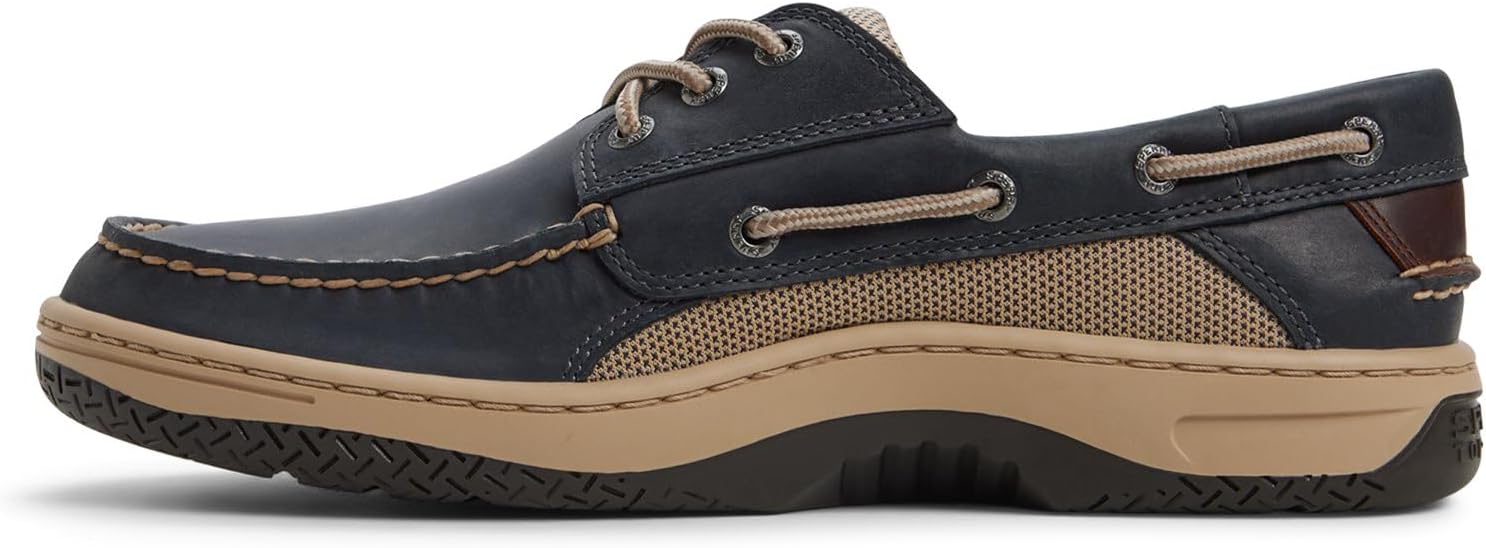 Sperry Men's Billfish 3-Eye Leather Boat Shoe, Navy, 9.5