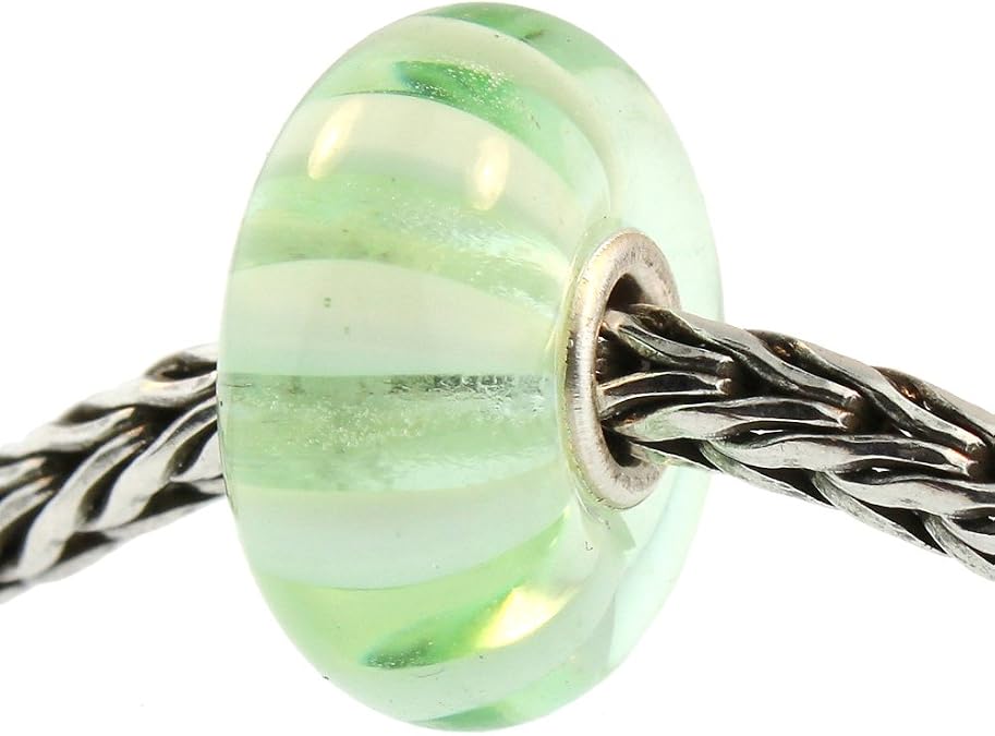 TROLLBEADS Authentic Glass 61377 Light Green Stripe