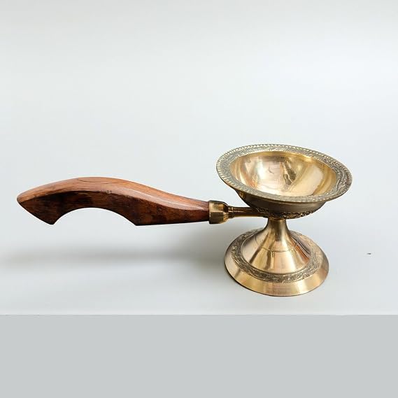 Brass Ghee Lamp with Wooden Handle 7" inch Traditional Indian Oil Diya for Puja, Handcrafted Brass Aarti Lamp for Home Temple Decor Hindu Religious Prayer Accessory