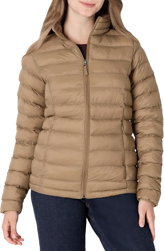 Amazon Essentials Women's Lightweight Long-Sleeve Water-Resistant Packable Puffer Jacket (Available in Plus Size)