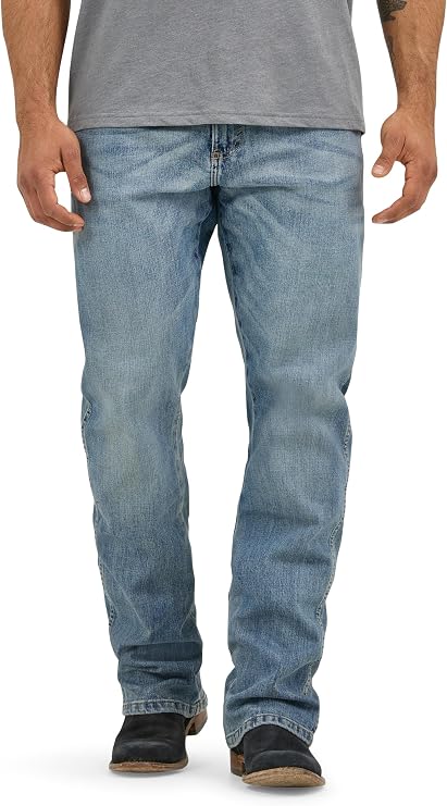 Wrangler Men's Retro Relaxed Fit Boot Cut Jean