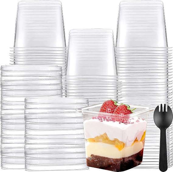 Nuogo 100 Pcs 12 Oz Clear Plastic Square Parfait Cups with Lids