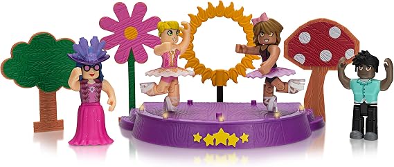 Roblox Celebrity Collection - Dance Your Blox Off Playset [Includes Exclusive Virtual Item]-