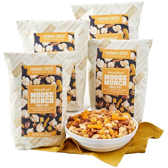 Moose MunchTM Snack Mix Cheddar 4-Pack