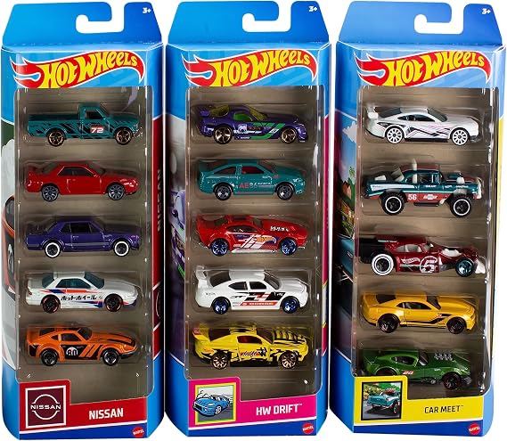 Hot Wheels 5-Pack Bundle of 15 Toy Cars, 3 Themed Packs of 5 1:64 Vehicles, Authentic Details, Realistic Deco, Gift for Collectors and Kids 3 Years and Up, HNM05